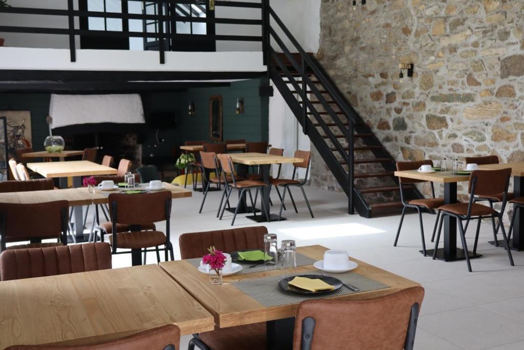 Le Relais De Porz Morvan Plomodiern Eksteriør bilde